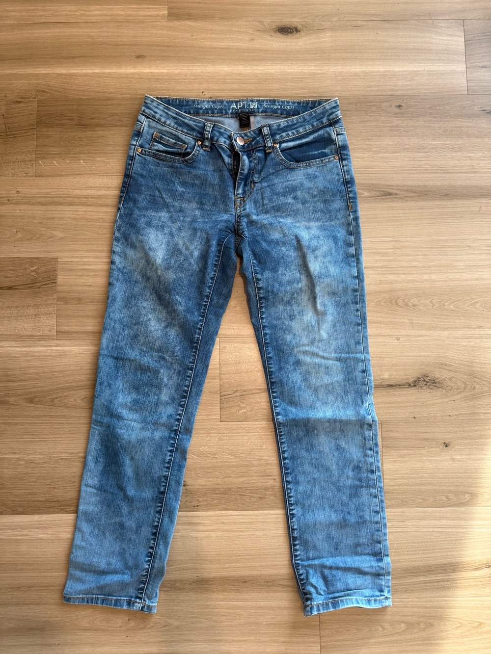 Apt. 9 Womens Faded Blue Slim Straight Jeans